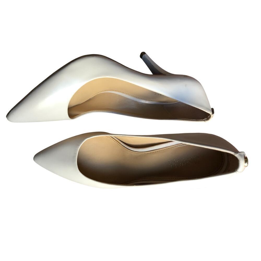 Michael Michael Kors
pointed-toe flex leather pumps shoes 6M - Picture 2 of 10